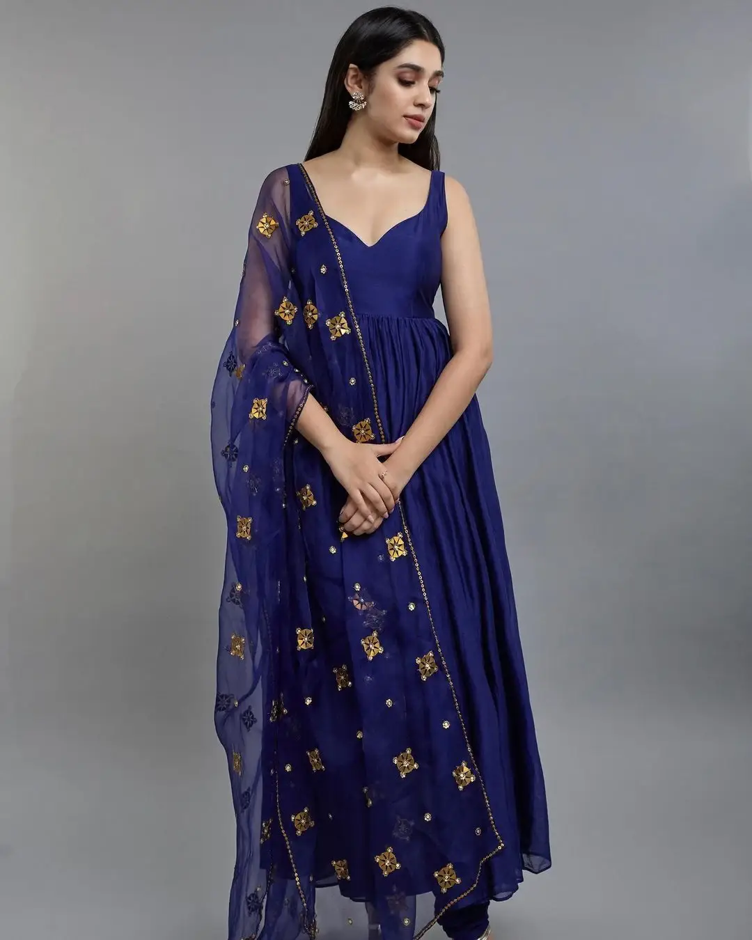 ACTRESS KRITHI SHETTY IN BLUE FLORAL PRINT GEORGETTE ANARKALI KURTA 3